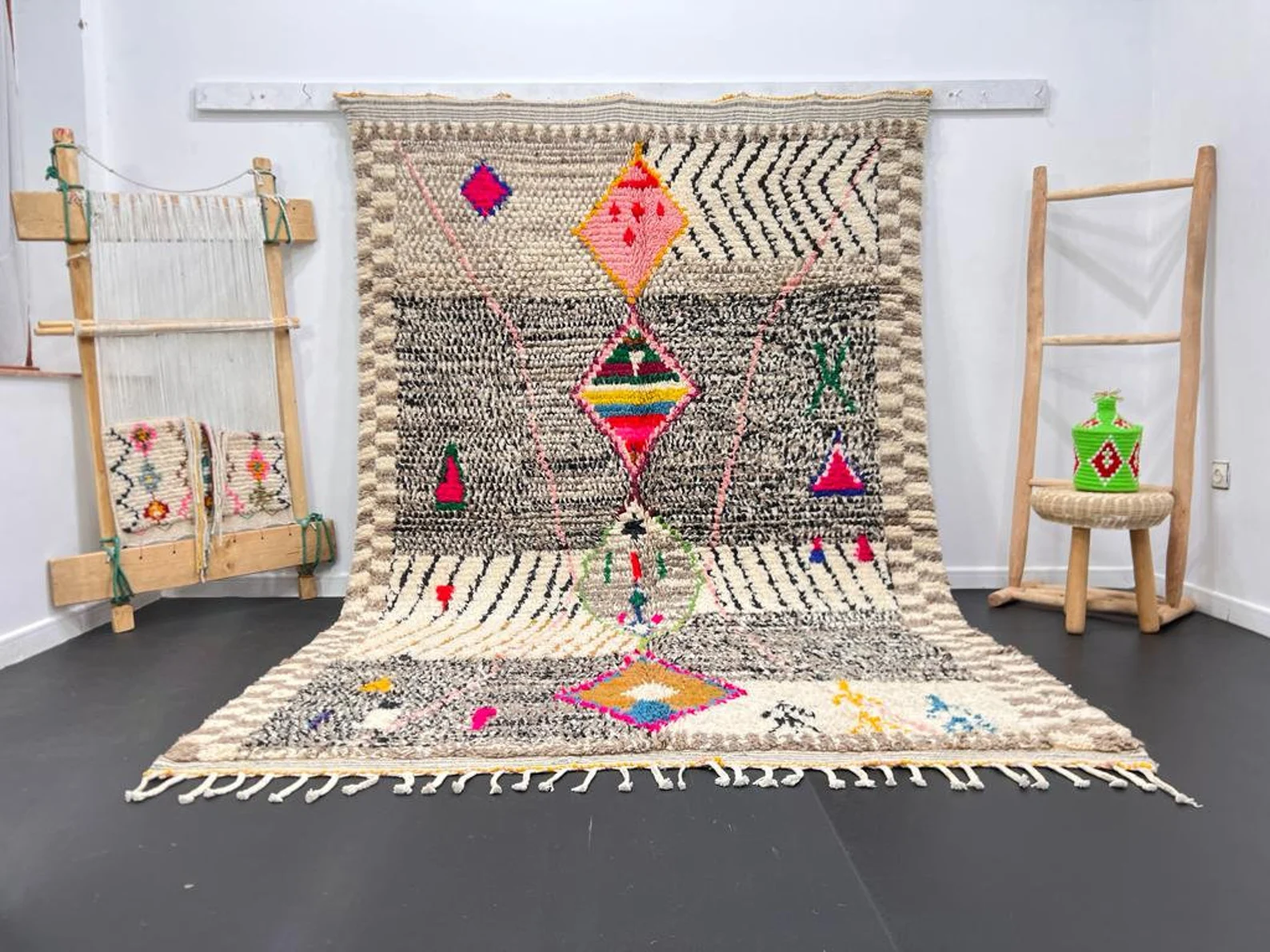 Handmade Beni Mrirt Rug