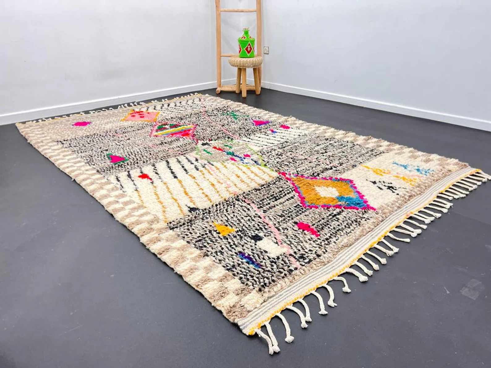 Handmade Beni Mrirt Rug 3